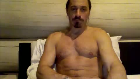 iamfa9 online show from January 7, 2026, 3:42 am