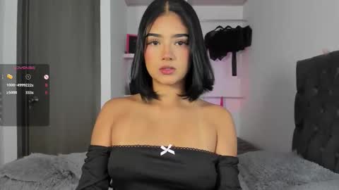 Snapshot of iamjulietaa chatting on February 27, 2026, 8:20 pm online show from February 27, 2026, 8:20 pm