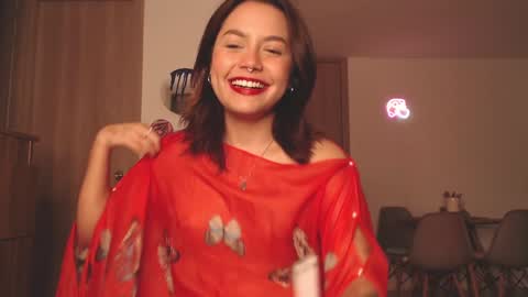 Snapshot of iamjulietaaa chatting on December 26, 2024, 1:07 am Julieta online show from December 26, 2024, 1:07 am