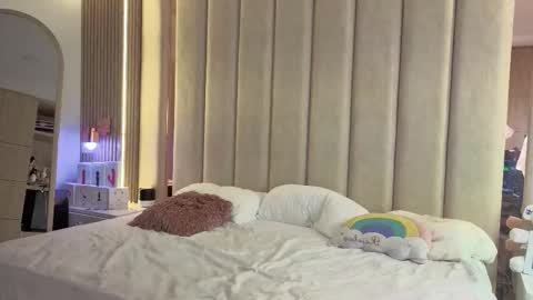 Snapshot of iamnyxy_ chatting on November 29, 2025, 11:02 am Nyxy online show from November 29, 2025, 11:02 am