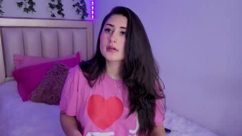 Snapshot of iamnyxy_ chatting on January 5, 2026, 5:27 pm Nyxy online show from January 5, 2026, 5:27 pm