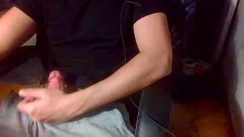 iamonfire1812 online show from February 21, 2025, 11:10 pm