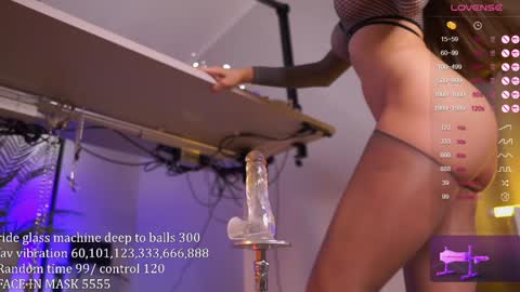 Yana online show from January 30, 2025, 2:04 pm