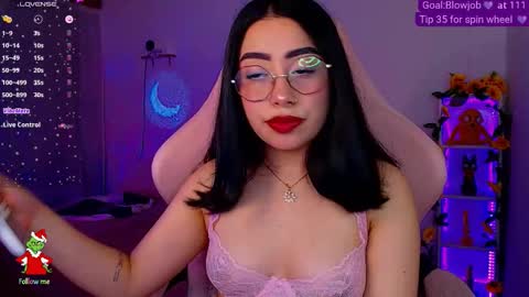 Snapshot of iamveroo chatting on December 3, 2025, 5:04 am Veronica NDEPENT MODEL online show from December 3, 2025, 5:04 am