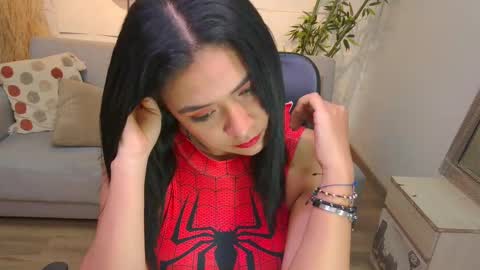 iamxamira online show from October 26, 2025, 1:44 am