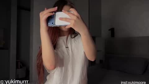 iamyuki_ online show from March 24, 2026, 1:32 am