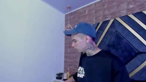 IAN CASTILLO online show from March 13, 2026, 11:17 am