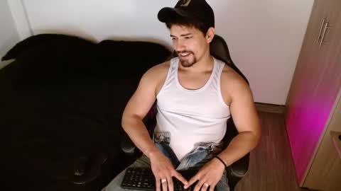 Ian Davis online show from November 18, 2025, 4:11 pm