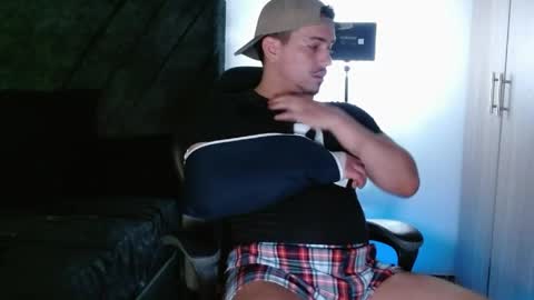 Ian Davis online show from April 21, 2026, 2:51 am