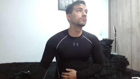 Snapshot of ian_davis chatting on August 6, 2026, 11:34 am Ian Davis online show from August 6, 2026, 11:34 am