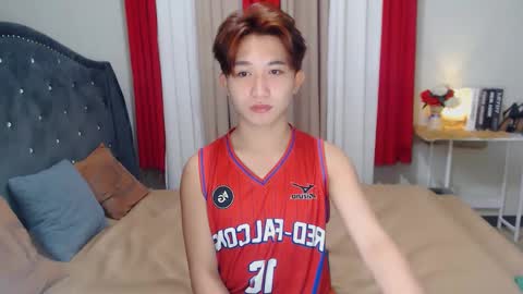 ian_luxxx online show from February 14, 2025, 10:14 pm