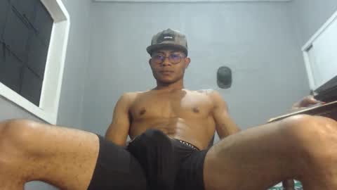 ian_tuner online show from December 6, 2024, 7:10 am