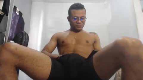 ian_tuner online show from November 12, 2025, 5:02 pm