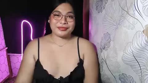 Snapshot of iana_whorexxx chatting on December 20, 2025, 7:37 am iana online show from December 20, 2025, 7:37 am