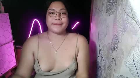 Snapshot of iana_whorexxx chatting on April 14, 2026, 12:27 am iana online show from April 14, 2026, 12:27 am