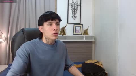 Snapshot of iancute_ chatting on October 9, 2025, 11:25 pm ian online show from October 9, 2025, 11:25 pm