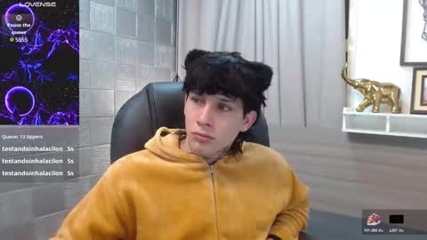 Snapshot of iancute_ chatting on November 16, 2025, 1:44 am ian online show from November 16, 2025, 1:44 am