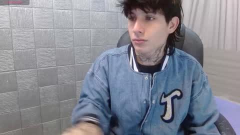 Snapshot of iancute_ chatting on November 30, 2025, 3:43 am ian online show from November 30, 2025, 3:43 am