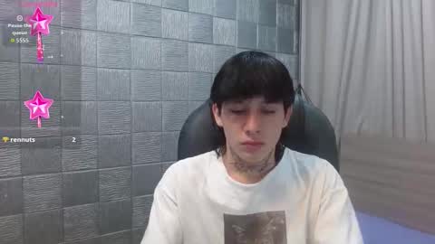 Snapshot of iancute_ chatting on December 5, 2025, 9:18 am ian online show from December 5, 2025, 9:18 am