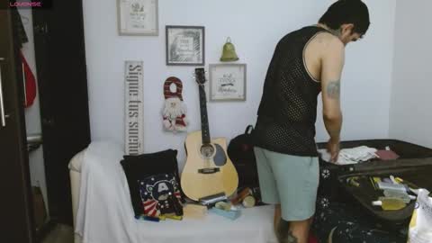 Snapshot of iandoherty chatting on December 19, 2025, 8:43 am Ian Doherty online show from December 19, 2025, 8:43 am