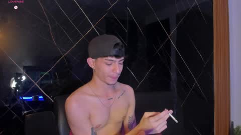 Snapshot of ianlark chatting on June 3, 2026, 4:04 am Ian Lark online show from June 3, 2026, 4:04 am