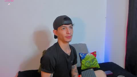 Snapshot of ianlark chatting on June 23, 2026, 2:20 am Ian Lark online show from June 23, 2026, 2:20 am