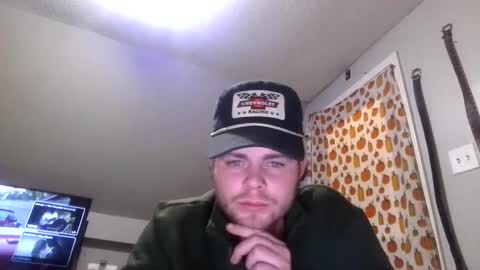 ianrobbins6 online show from January 13, 2026, 7:02 am