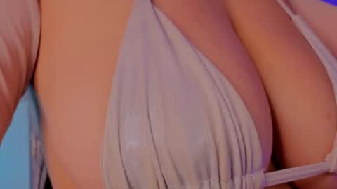Snapshot of iara_smith_ chatting on April 24, 2026, 11:45 am iara smith online show from April 24, 2026, 11:45 am