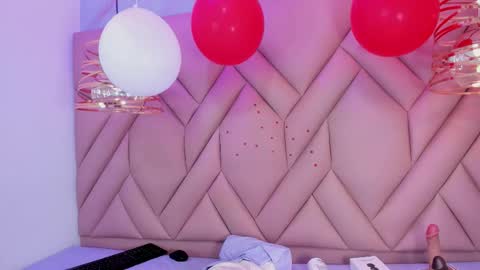 ibbie_ online show from February 15, 2026, 12:18 am