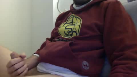 Snapshot of ibibibib5 chatting on February 27, 2025, 10:15 am Ibibibib5 online show from February 27, 2025, 10:15 am