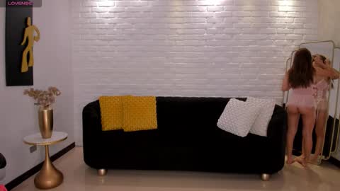 Ibiza  online show from December 20, 2025, 12:56 pm