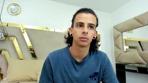 ibratxandy online show from November 12, 2025, 6:19 pm