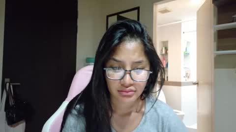 Snapshot of ice_ice_baby__ chatting on September 28, 2025, 4:34 pm ice_ice_baby__ online show from September 28, 2025, 4:34 pm