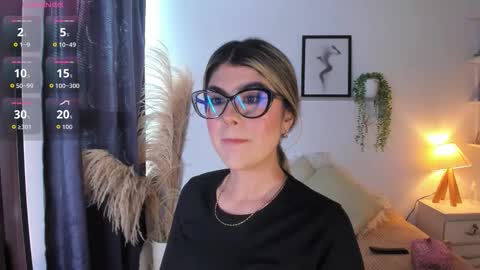 Snapshot of ice_y_abigail chatting on November 26, 2025, 12:06 pm ice_y_abigail online show from November 26, 2025, 12:06 pm