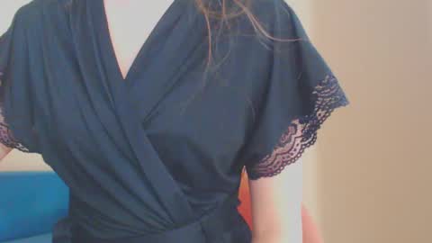 Ice online show from December 7, 2024, 2:24 pm