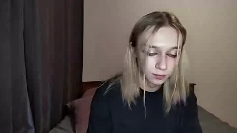 Snapshot of icebenz chatting on November 25, 2025, 1:55 pm Jade online show from November 25, 2025, 1:55 pm