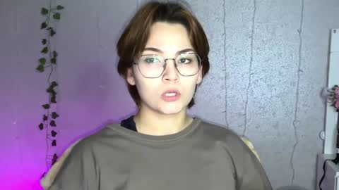 Ksenia online show from December 4, 2025, 6:27 pm