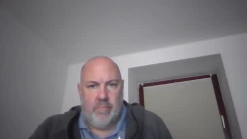 iceoli123 online show from November 12, 2025, 6:19 pm