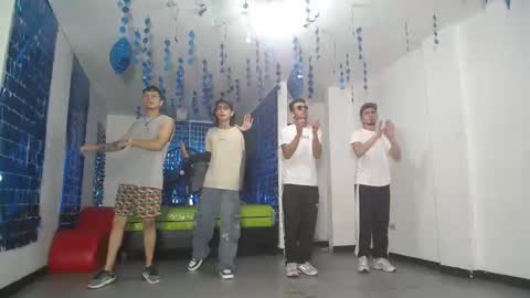 THOMAS AND DAMIAND online show from February 28, 2025, 4:10 pm