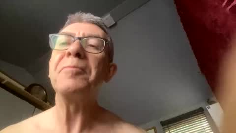 ComePlayWithMe online show from January 20, 2025, 9:13 am