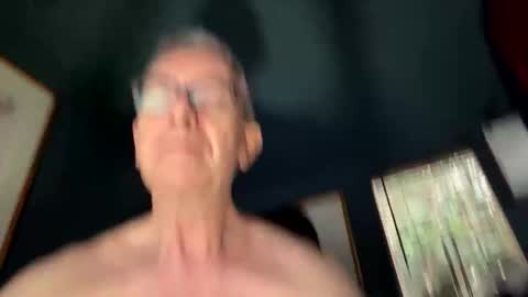 ComePlayWithMe online show from January 19, 2026, 9:57 am