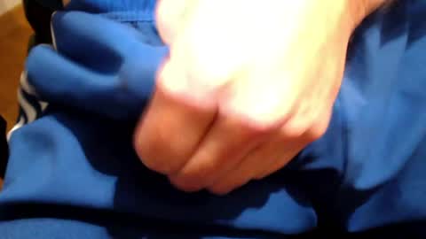 icky_thumps online show from April 14, 2026, 12:05 am