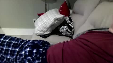 icumming online show from December 2, 2025, 9:54 pm