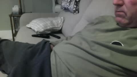 icumming online show from April 20, 2026, 2:14 am