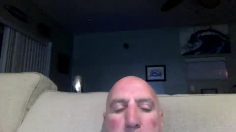 Snapshot of icumming chatting on June 17, 2026, 12:46 am icumming online show from June 17, 2026, 12:46 am