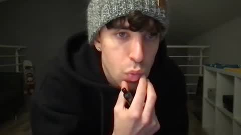 Snapshot of icyninesix chatting on February 1, 2025, 11:27 pm icyninesix online show from February 1, 2025, 11:27 pm