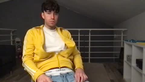 Snapshot of icyninesix chatting on February 4, 2025, 8:59 pm icyninesix online show from February 4, 2025, 8:59 pm