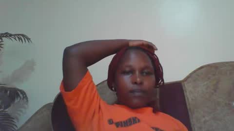 Snapshot of idatfan chatting on February 19, 2026, 8:32 am idatfan online show from February 19, 2026, 8:32 am