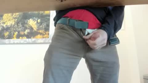 idfunguy2023 online show from November 26, 2025, 9:16 pm