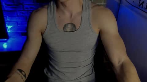 Snapshot of idkiww chatting on December 16, 2025, 6:07 am yo online show from December 16, 2025, 6:07 am